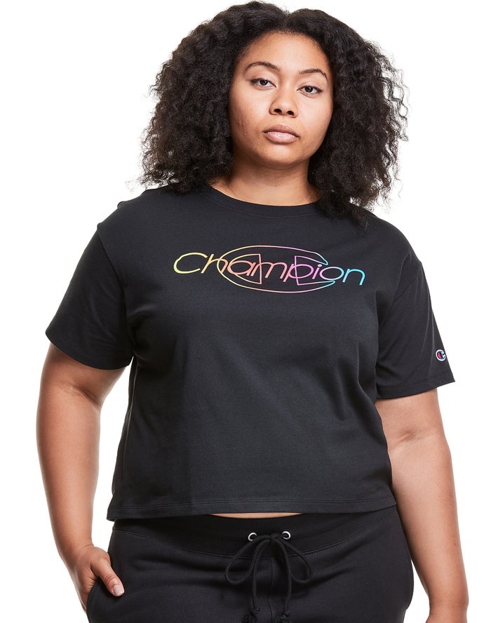 Camiseta Champion Mujer - Plus Lightweight Cropped Rainbow Logo ( Negras ) 8046325-TC